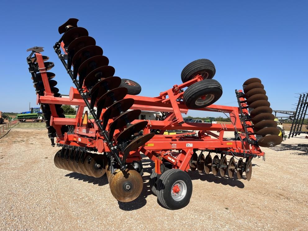 Image for 2014 Kuhn 8210-28W