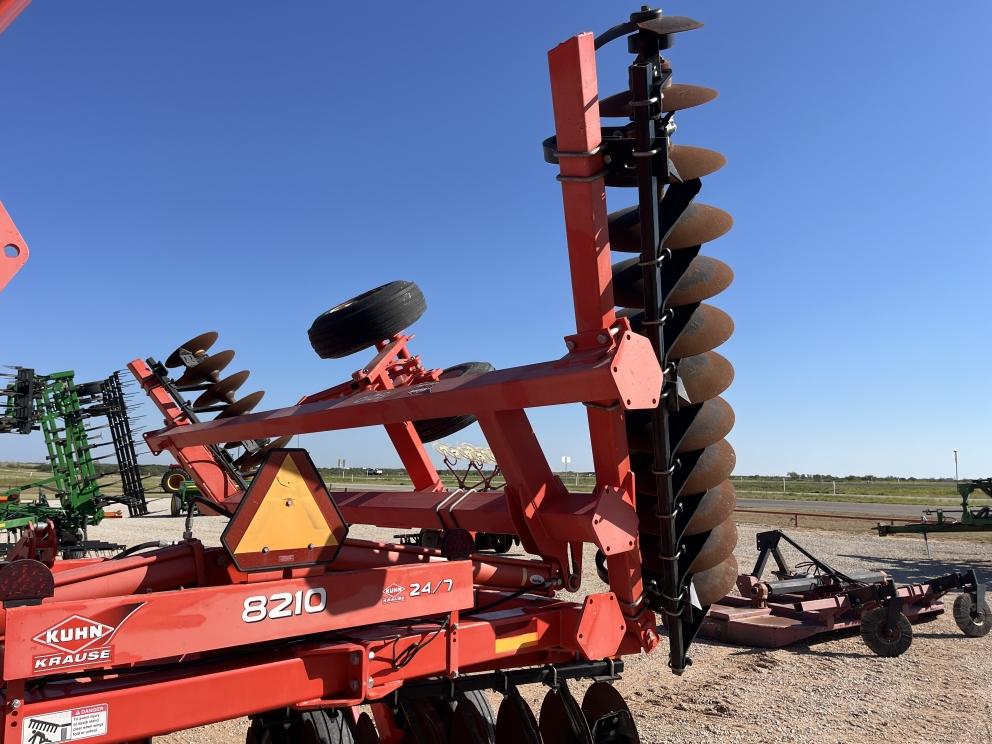Image for 2014 Kuhn 8210-28W
