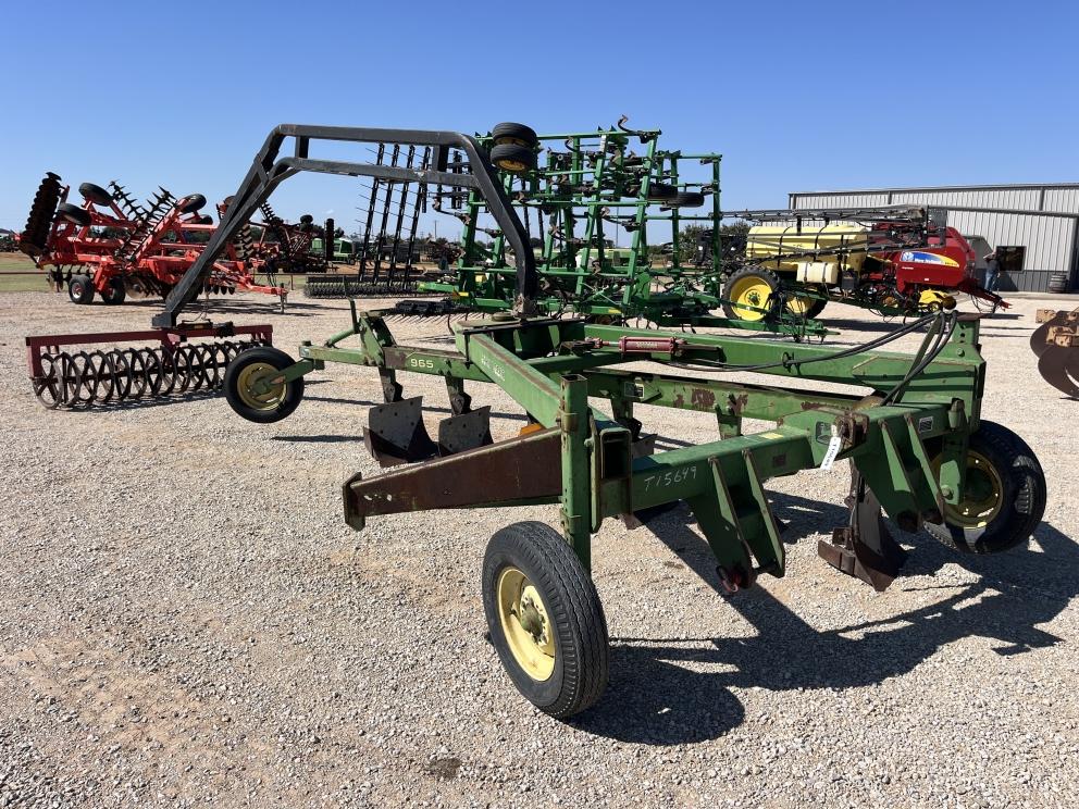 Image for 1995 John Deere 965