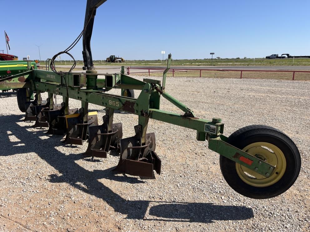 Image for 1995 John Deere 965