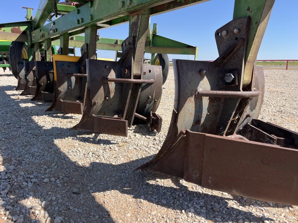 Image for 1995 John Deere 965
