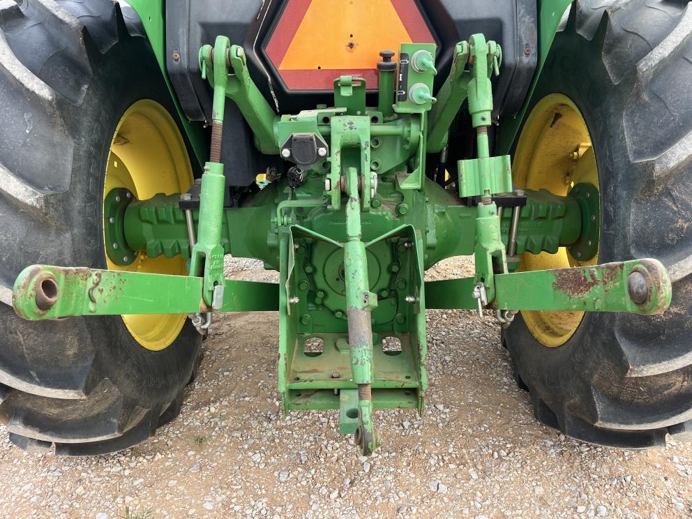 Image for 2015 John Deere 5055E