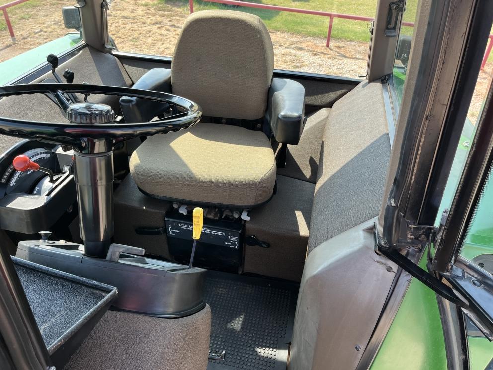 Image for 1993 John Deere 4960