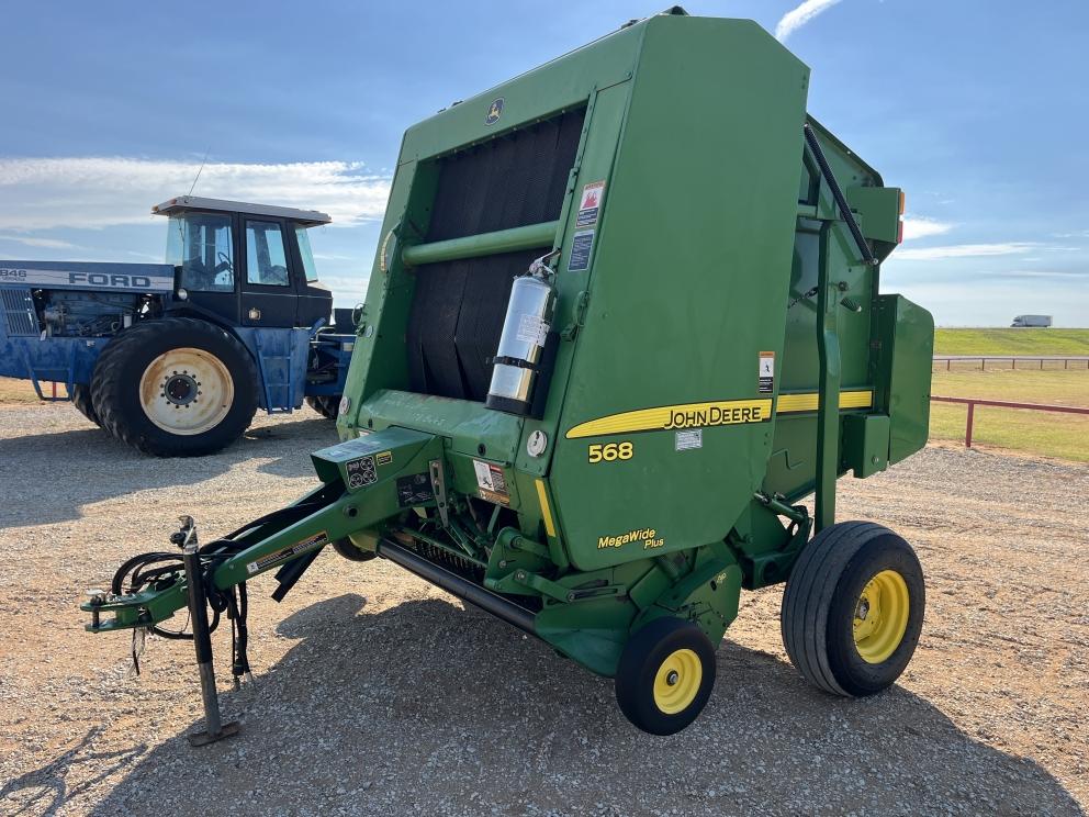 Image for 2007 John Deere 568