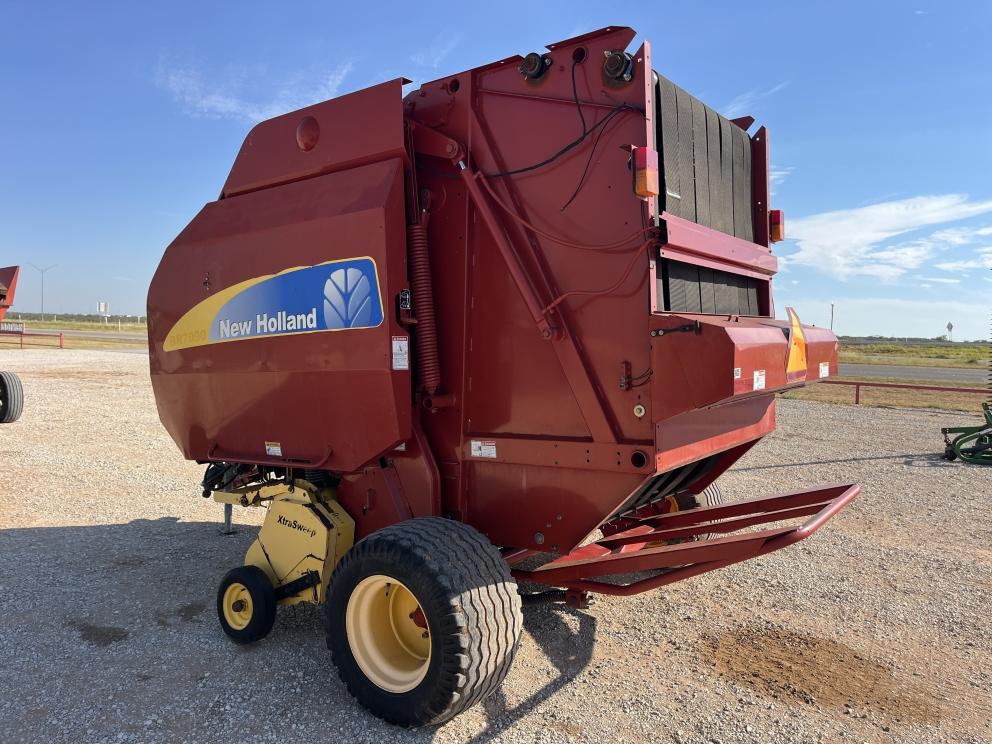 Image for New Holland BR7090