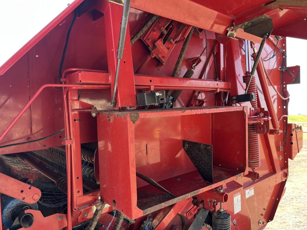 Image for New Holland BR7090