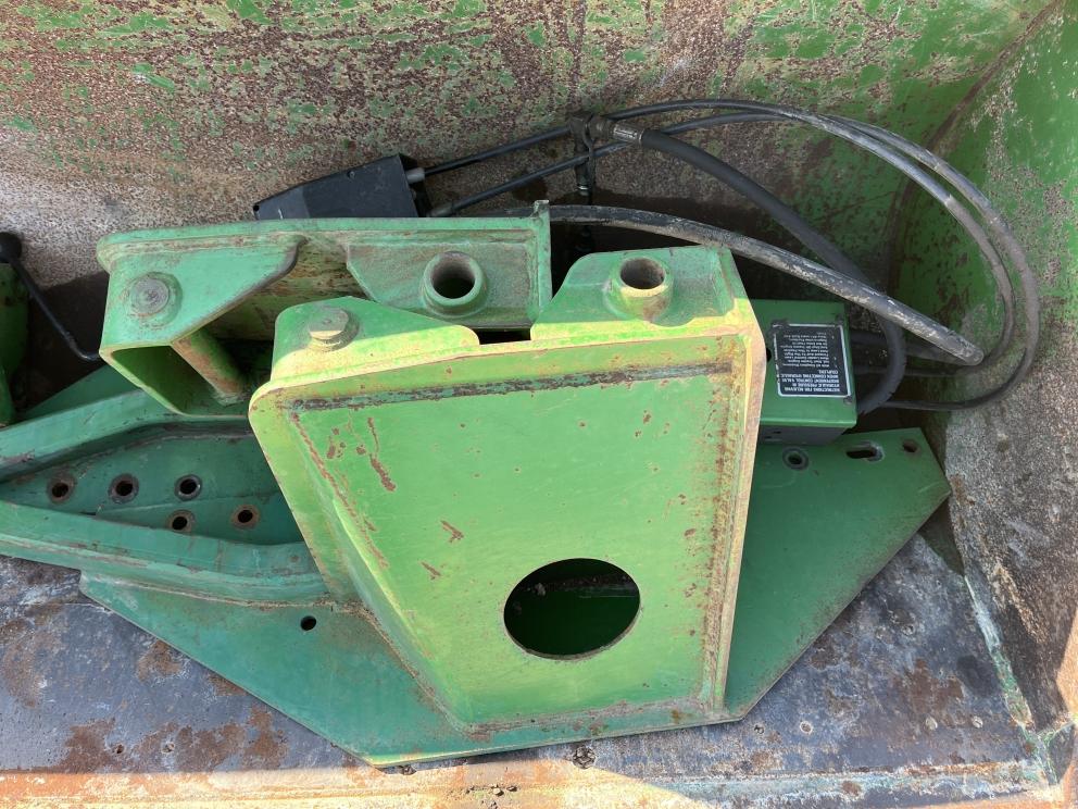Image for John Deere 720