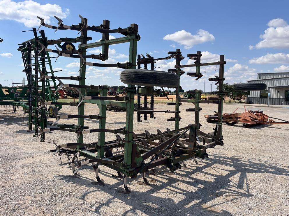 Image for John Deere 1010