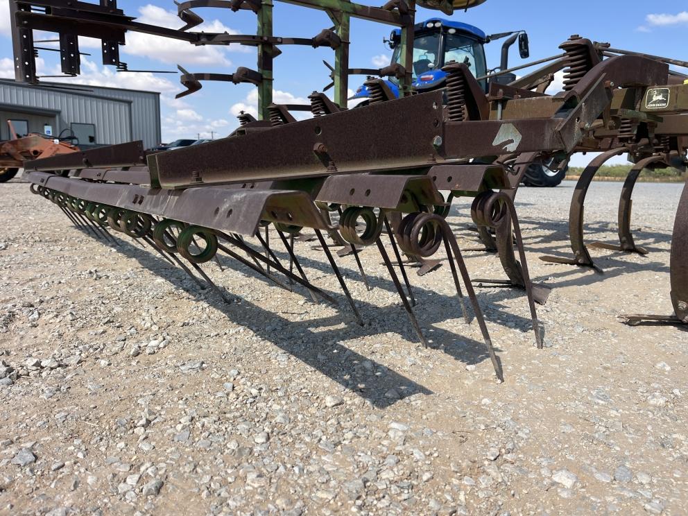 Image for John Deere 1010