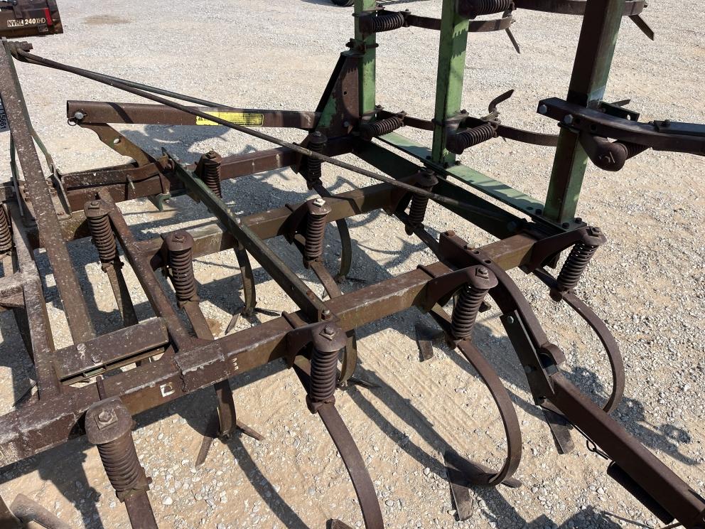 Image for John Deere 1010