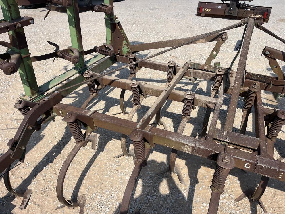 Image for John Deere 1010