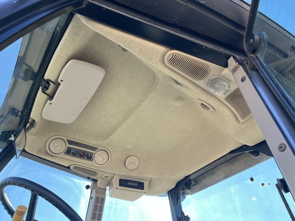 Image for 2017 John Deere 5100E