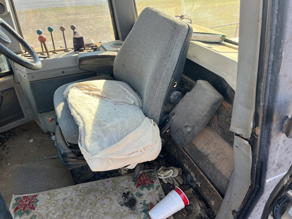 Image for 1989 Versatile 846