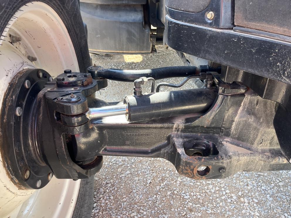 Image for 2015 New Holland T8.410