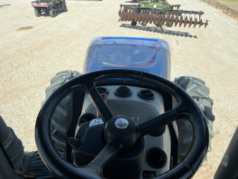 Image for 2015 New Holland T8.410
