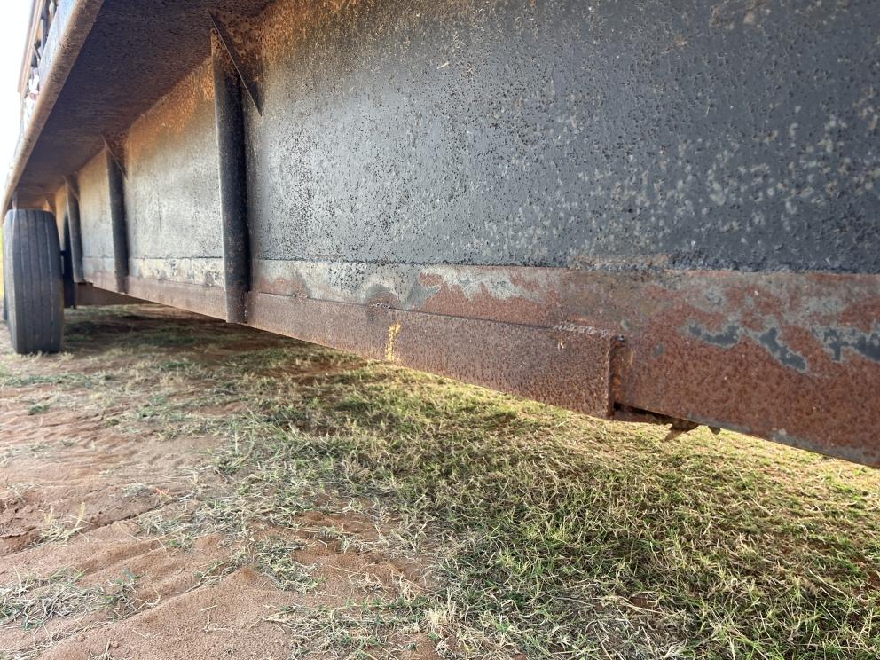 Image for 1994 W-W STOCK TRAILER