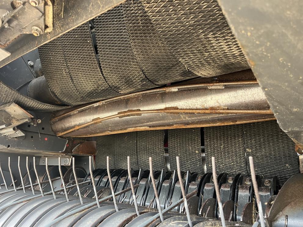 Image for 2017 Massey Ferguson 2946