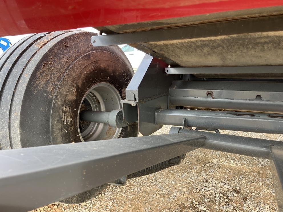 Image for 2017 Massey Ferguson 2946