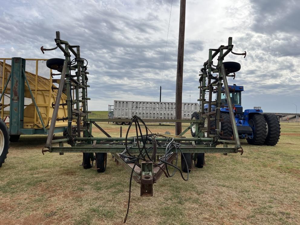 Image for John Deere 1010