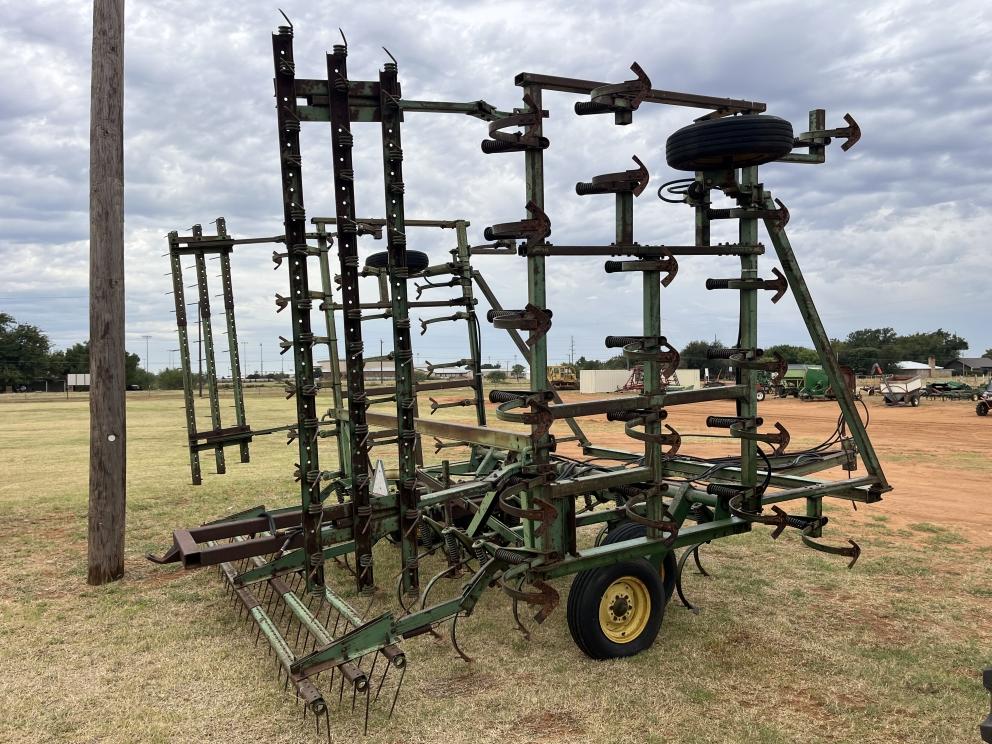 Image for John Deere 1010