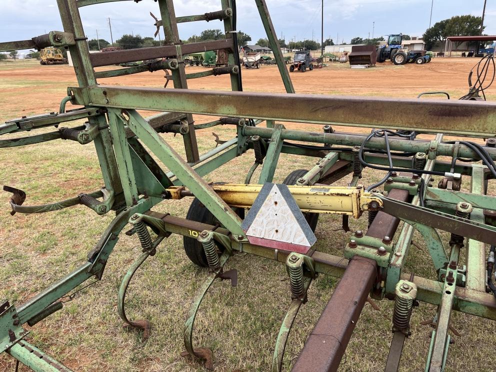 Image for John Deere 1010