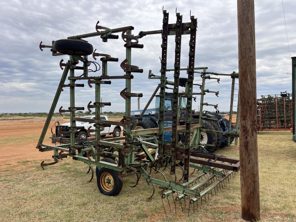 Image for John Deere 1010