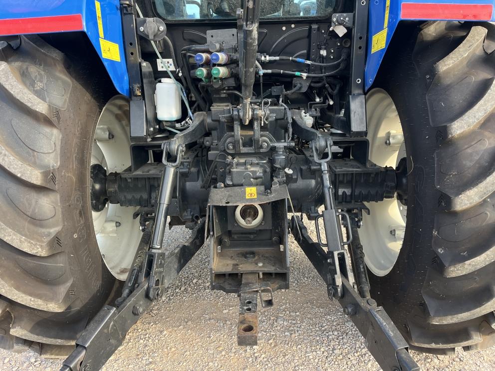 Image for 2020 New Holland WORKMASTER 120