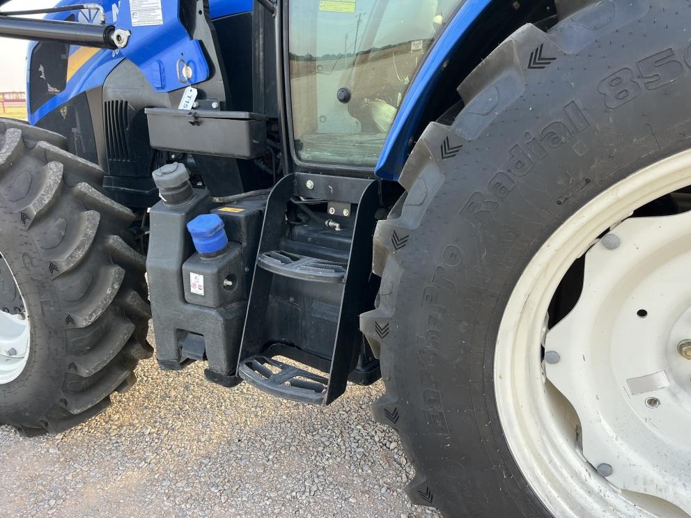 Image for 2020 New Holland WORKMASTER 120