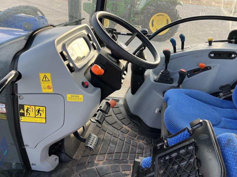 Image for 2020 New Holland WORKMASTER 120