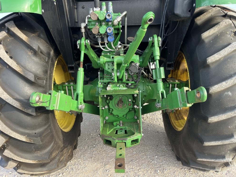 Image for 2018 John Deere 5100E