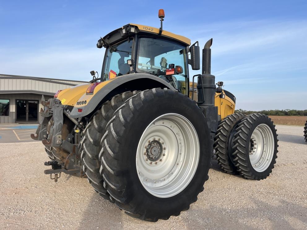 Image for 2017 Challenger 1042