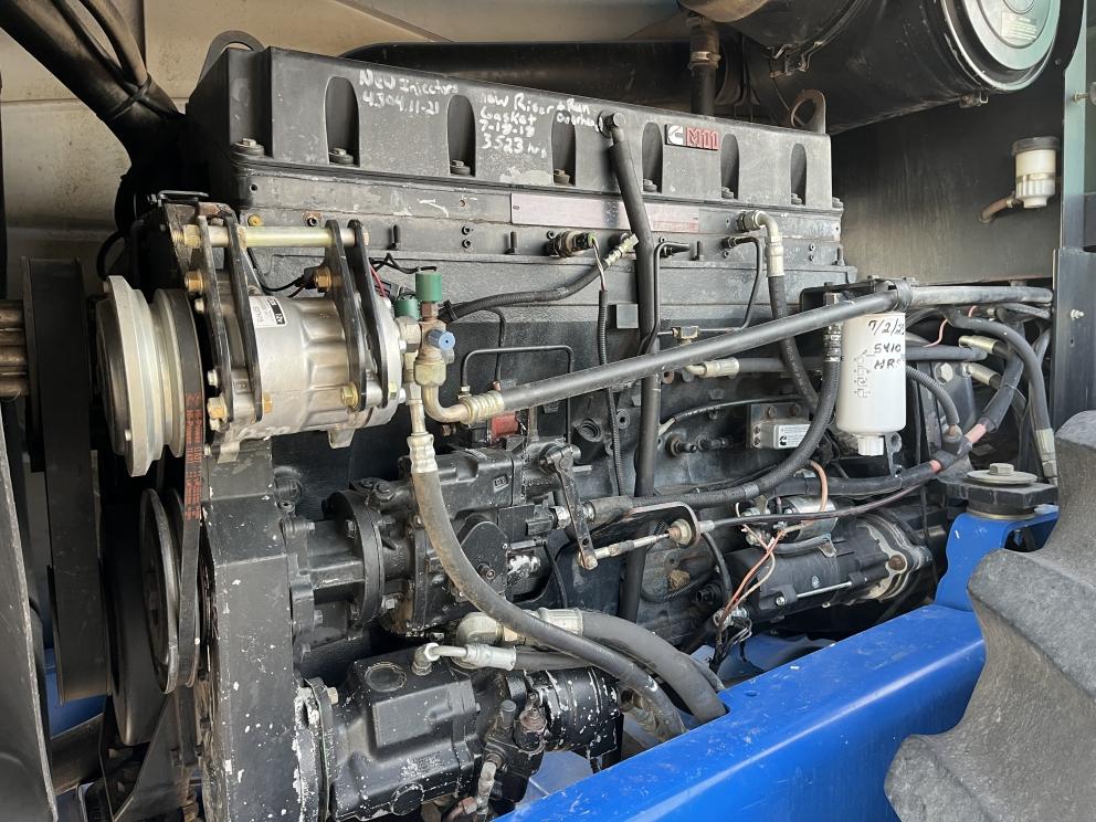 Image for 2001 New Holland 9484