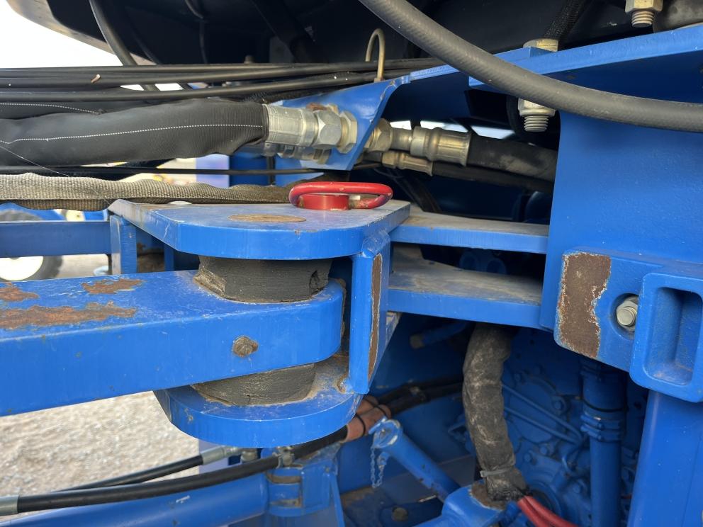 Image for 2001 New Holland 9484