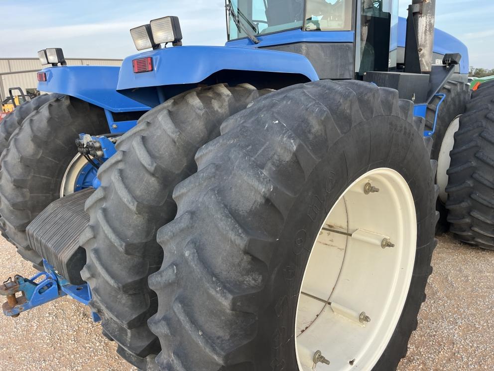 Image for 2001 New Holland 9484