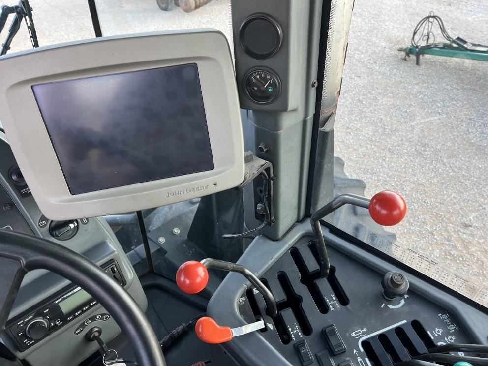 Image for 2001 New Holland 9484