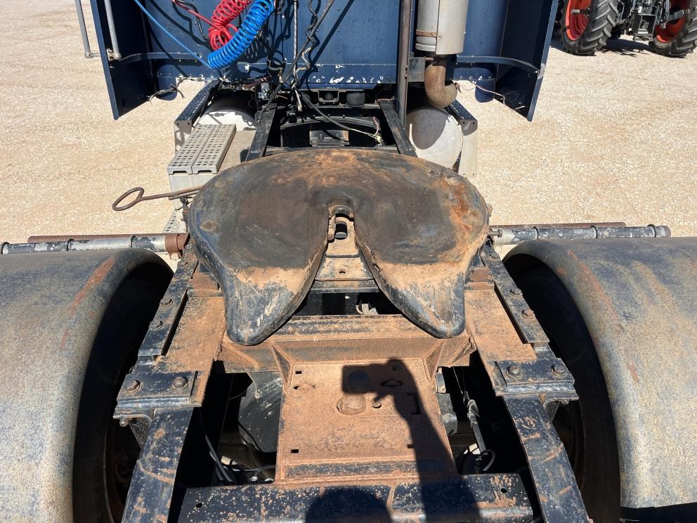 Image for 1996 Freightliner FLD112