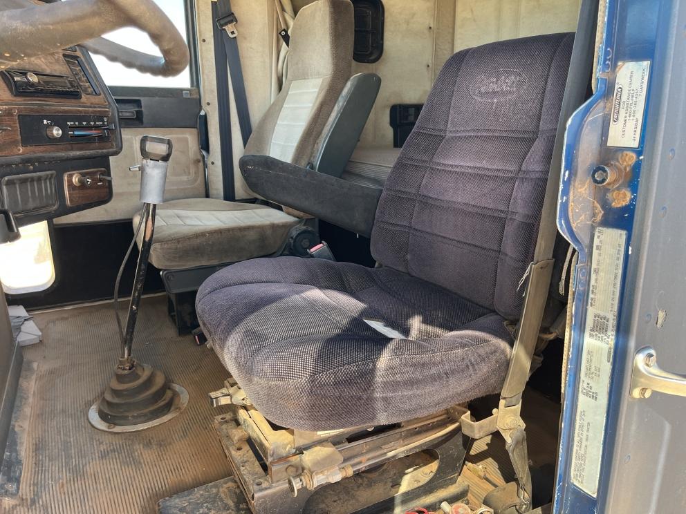 Image for 1996 Freightliner FLD112