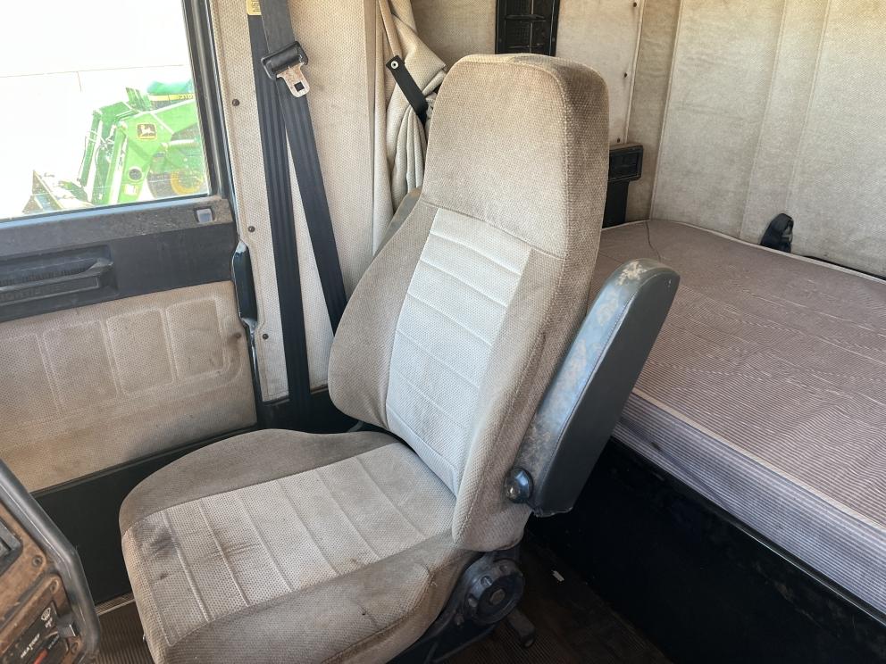 Image for 1996 Freightliner FLD112