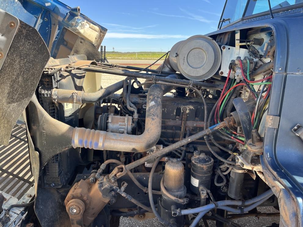 Image for 1996 Freightliner FLD112