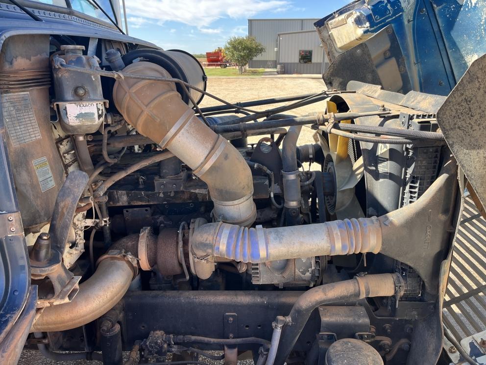 Image for 1996 Freightliner FLD112