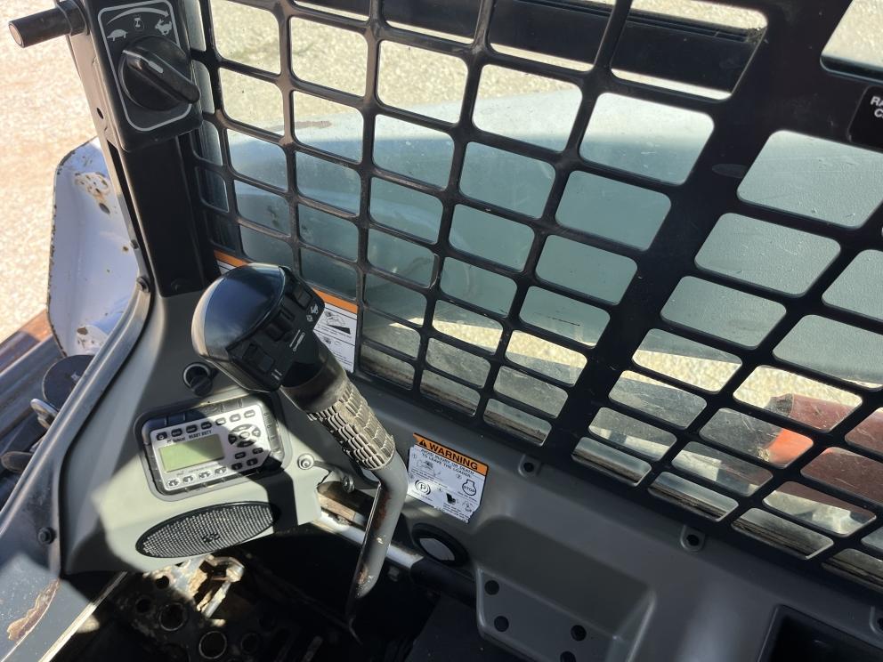 Image for 2015 Bobcat T590