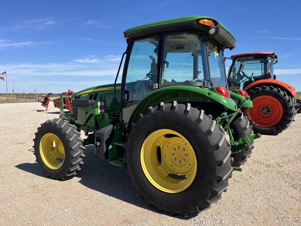 Image for 2020 John Deere 5100E
