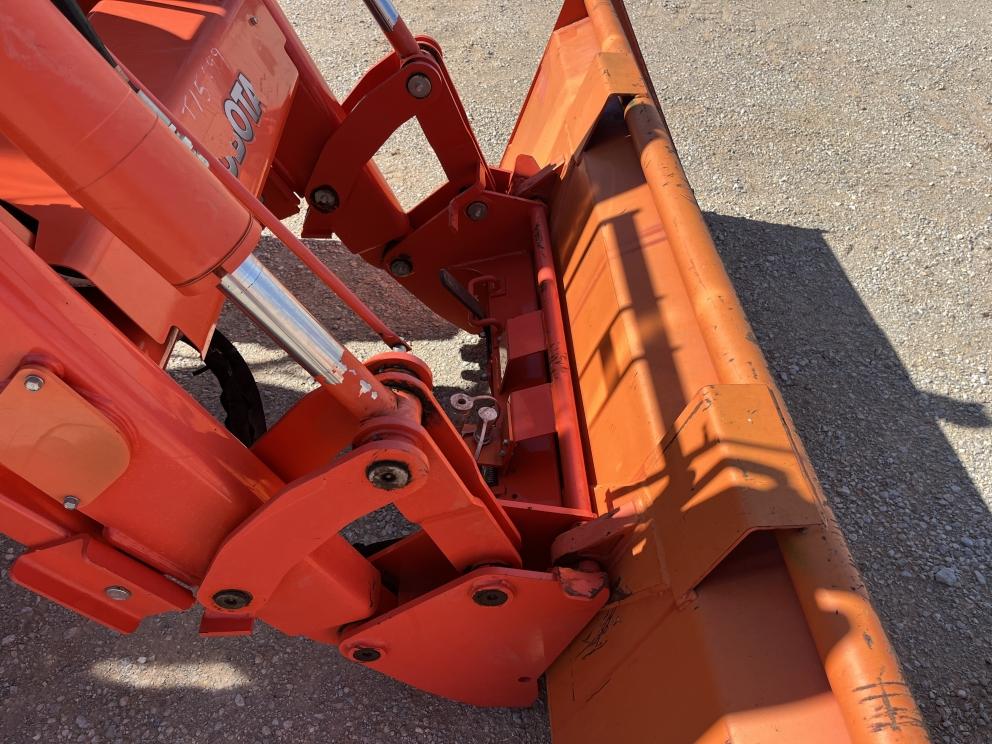 Image for 2019 Kubota M7-152 Deluxe