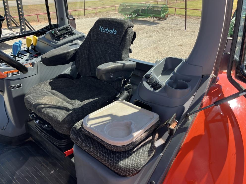 Image for 2019 Kubota M7-152 Deluxe