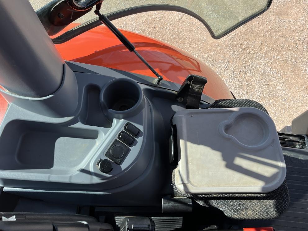 Image for 2019 Kubota M7-152 Deluxe