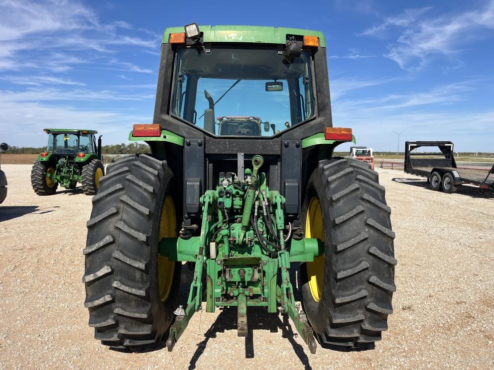 Image for 1999 John Deere 6310