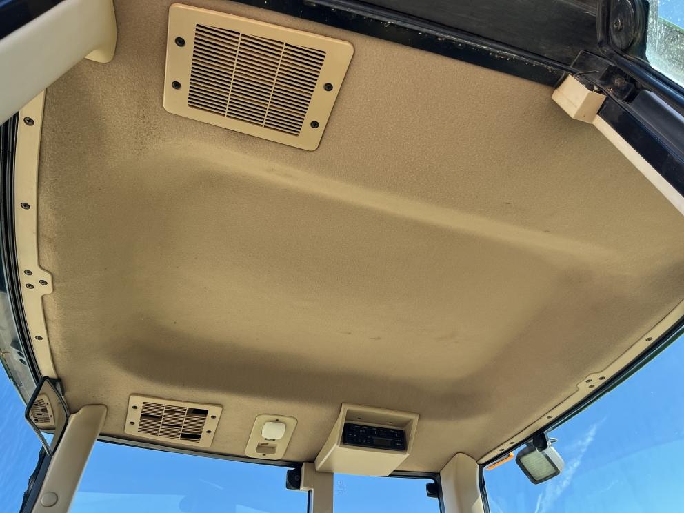 Image for 1999 John Deere 6310