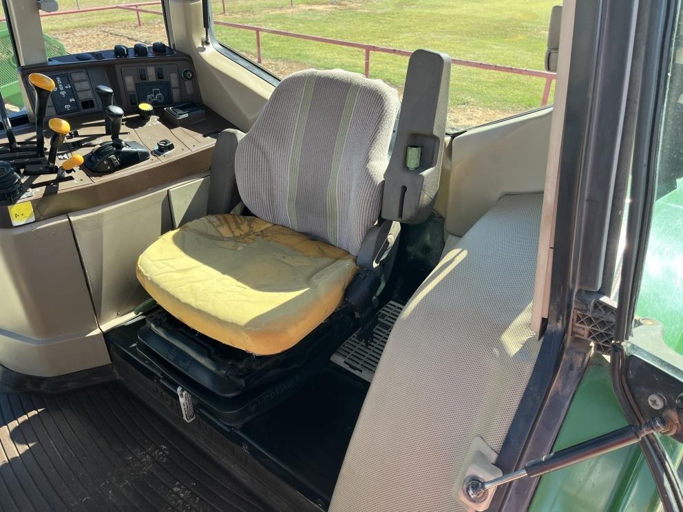 Image for 1999 John Deere 6310