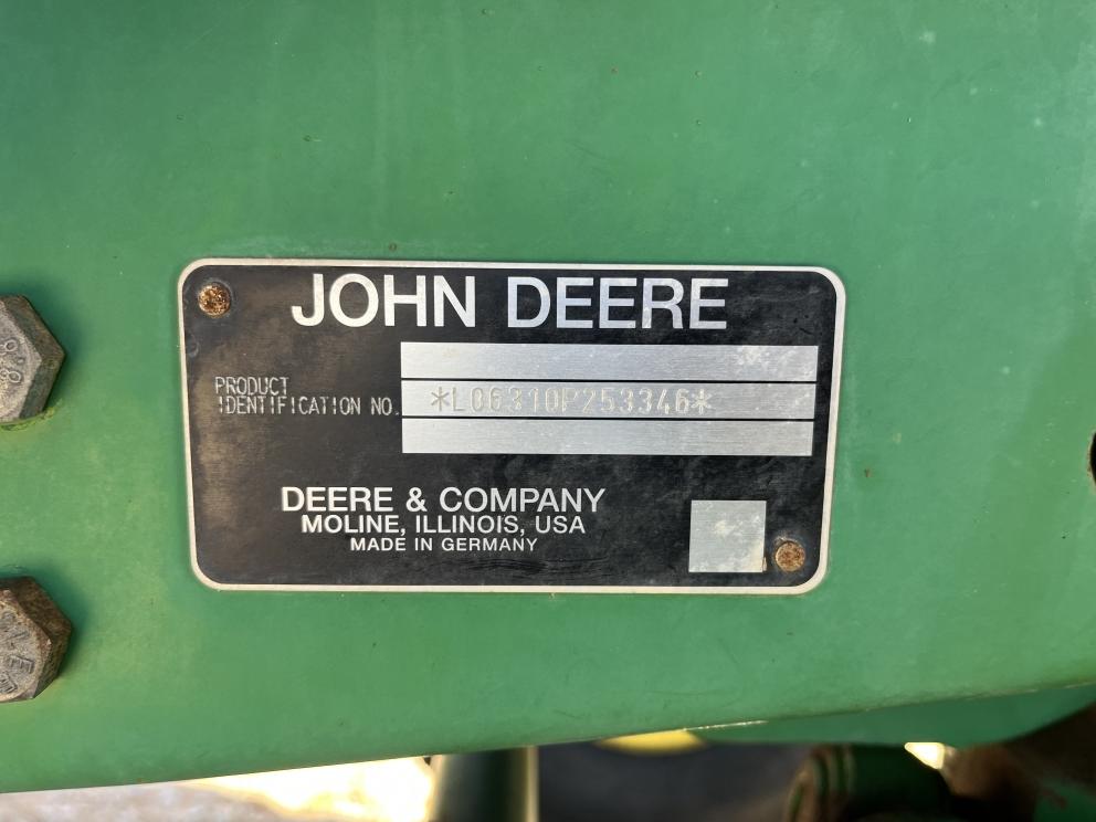 Image for 1999 John Deere 6310