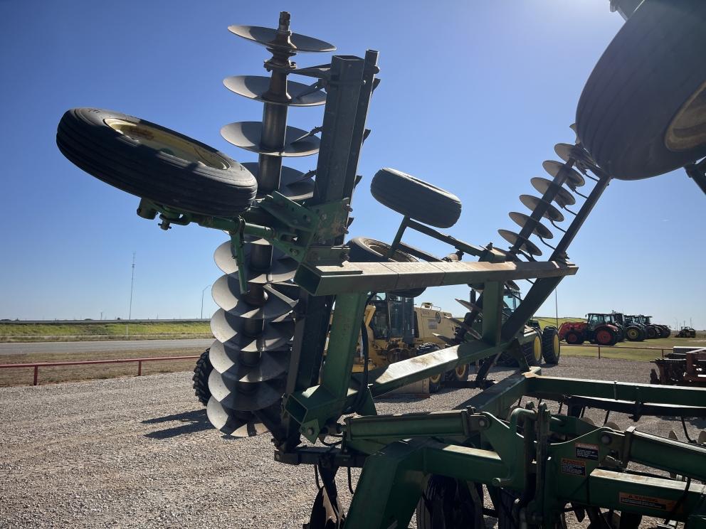 Image for 1996 John Deere 630